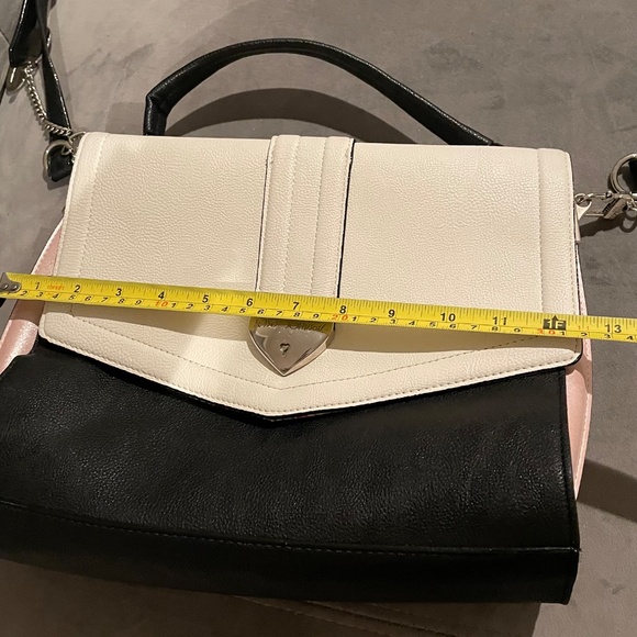 Betsey Johnson Handbag - Picture 9 of 12
